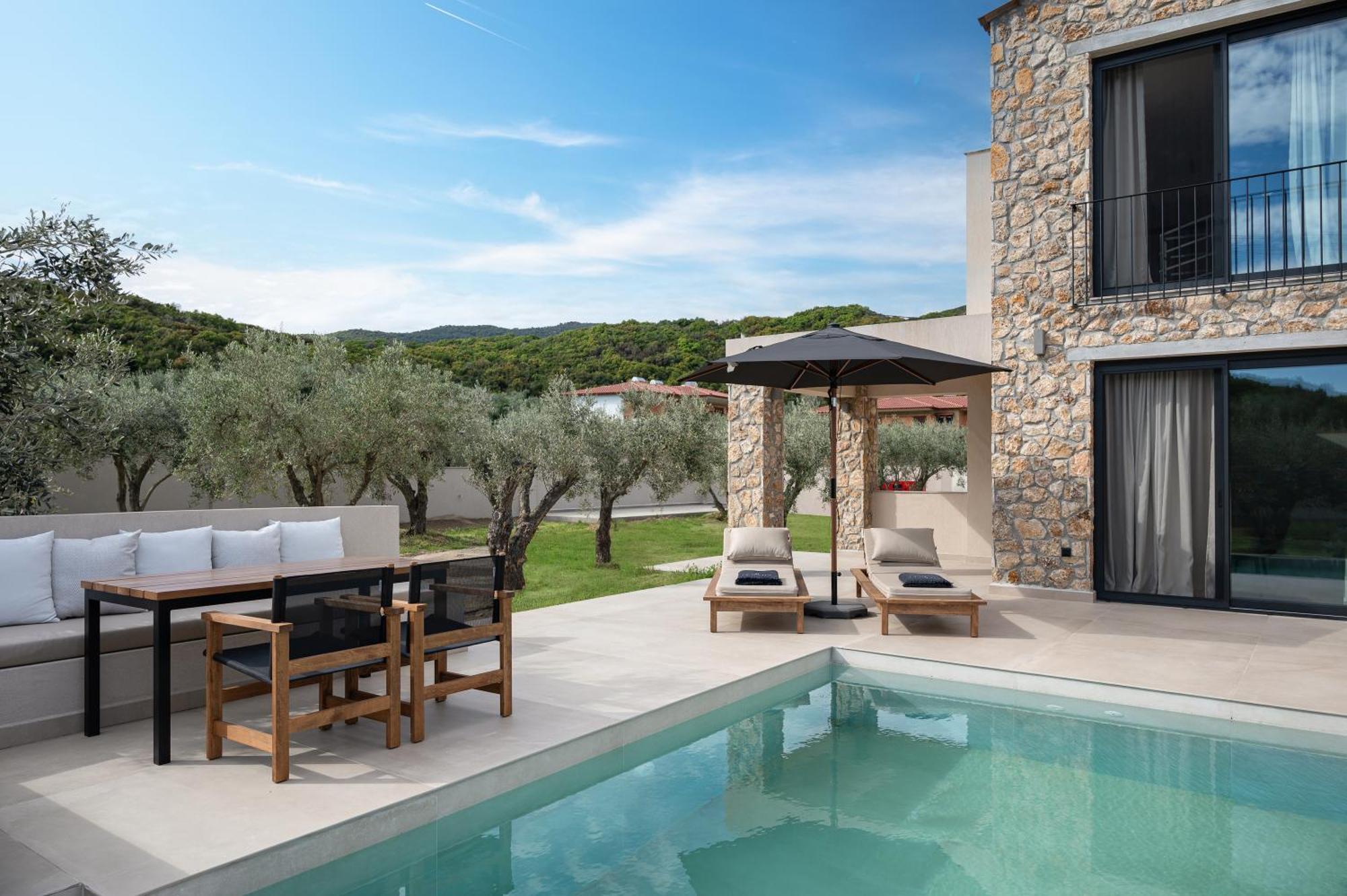 Olivera Suites Sarti Exteriör bild