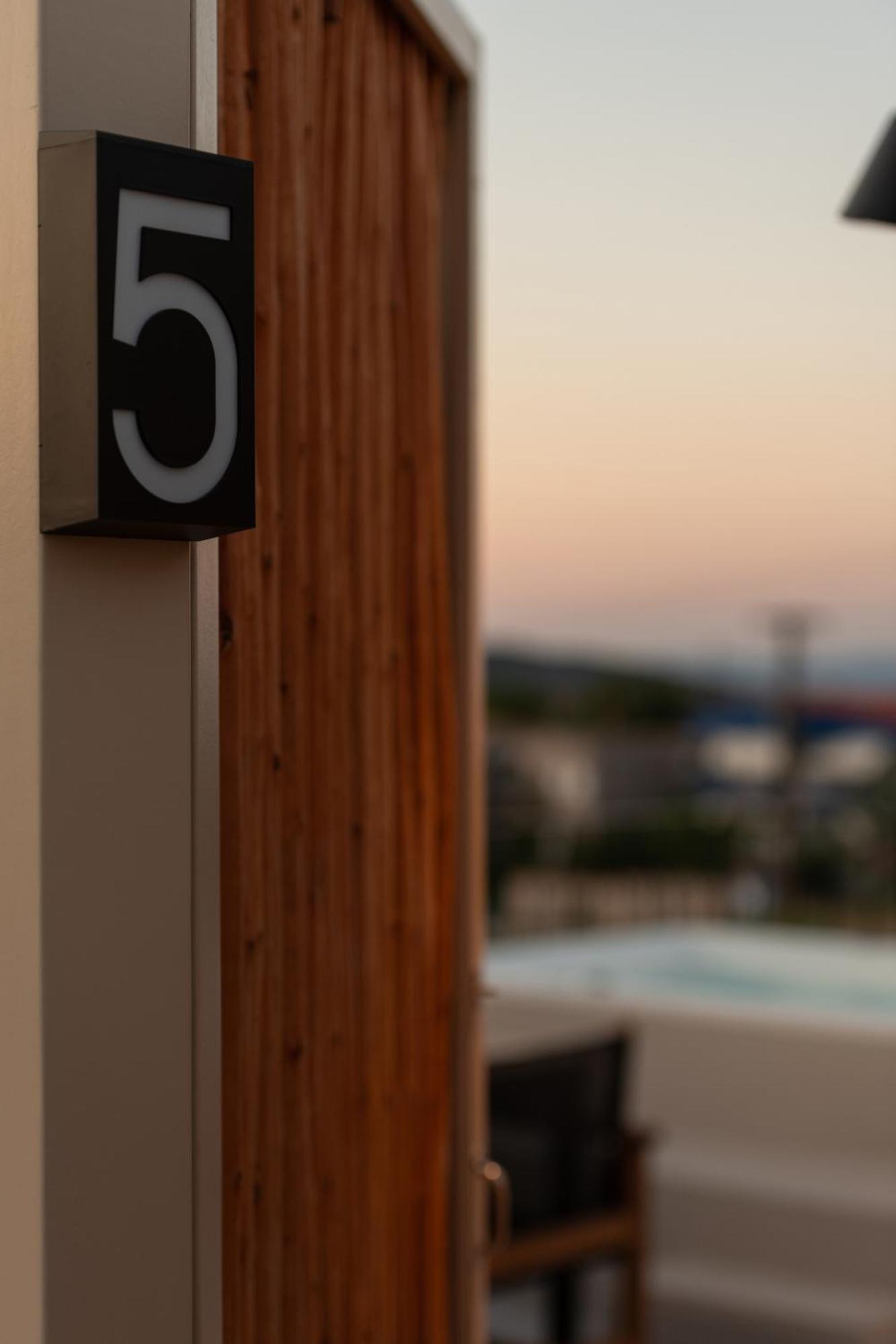 Olivera Suites Sarti Exteriör bild